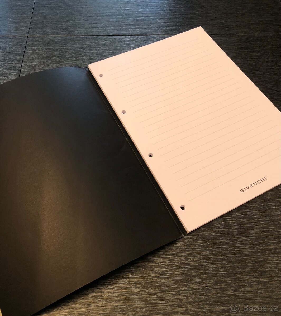 Givenchy - značkové desky s archy papírů - 6