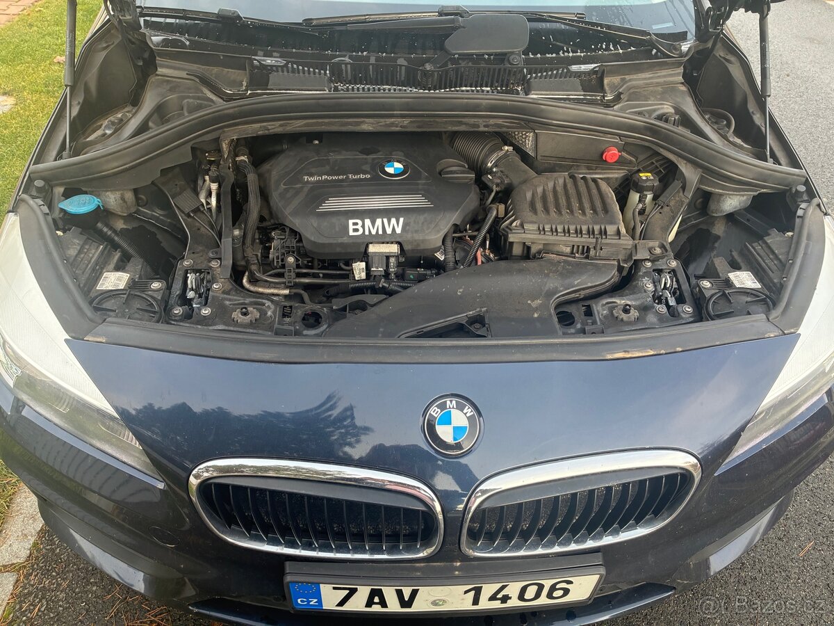 BMW 218d Active Tourer DPH 247t.km kůže 30.4.2015 4,1l - 6