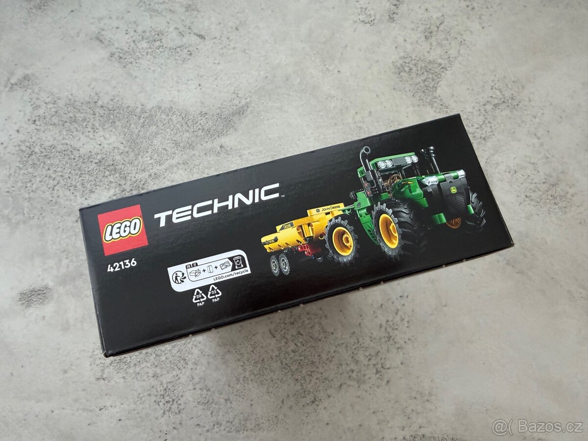 LEGO 42136 Technic - John Deere 9620R 4WD Tractor - 6