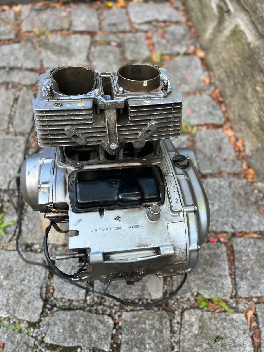 Motor Suzuki GS 500 2002 - 6