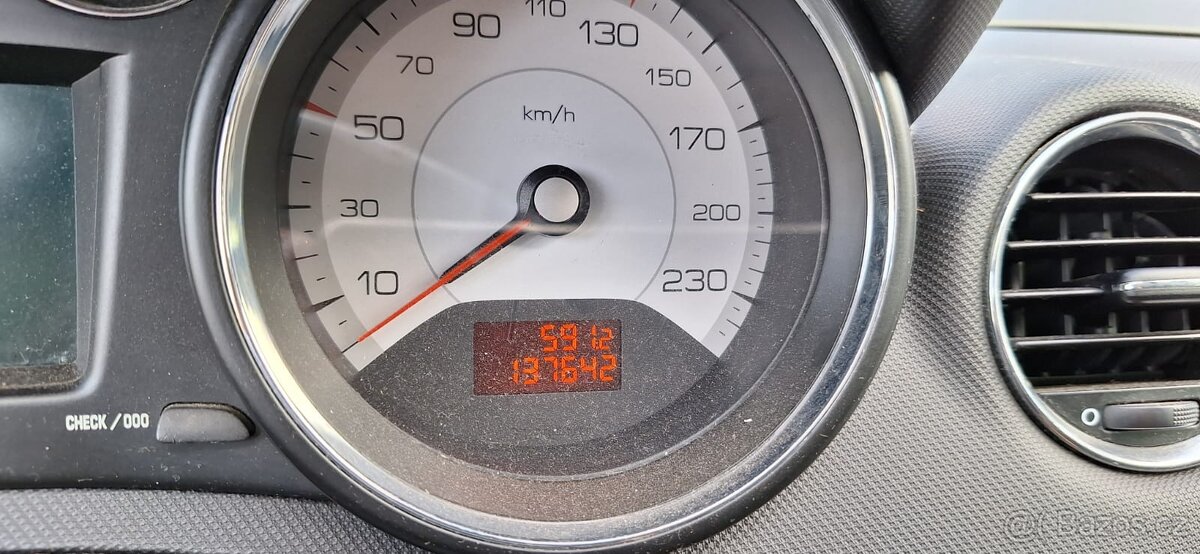 Peugeot 308 SW - 6