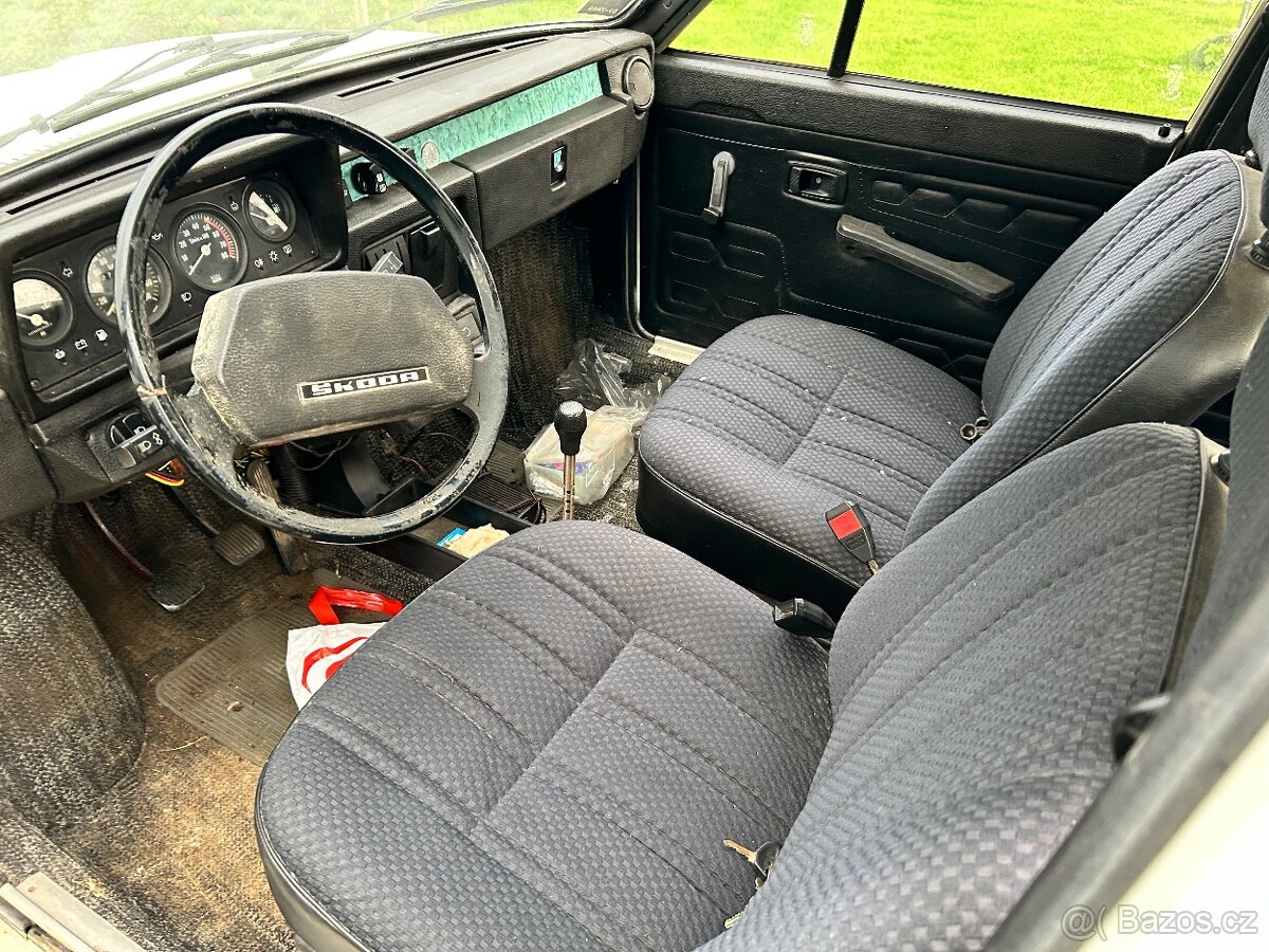 Skoda 105GL - 6