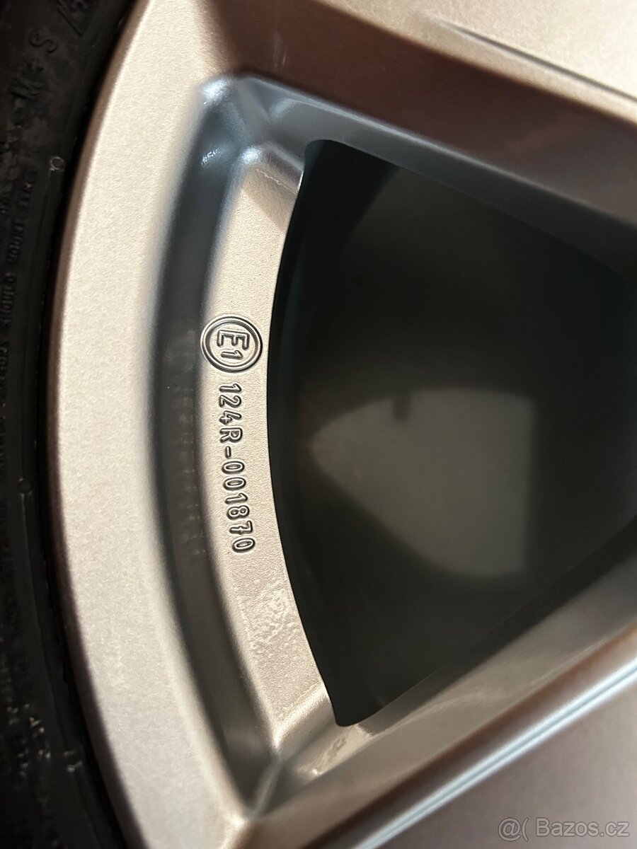 Zimní sada ALU kol na Škoda Octavia 4 - 6