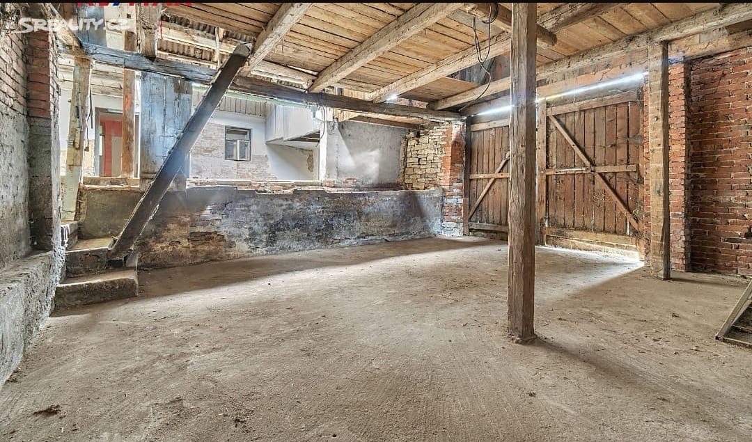 PRODÁM DŮM SEBRANICE - 6