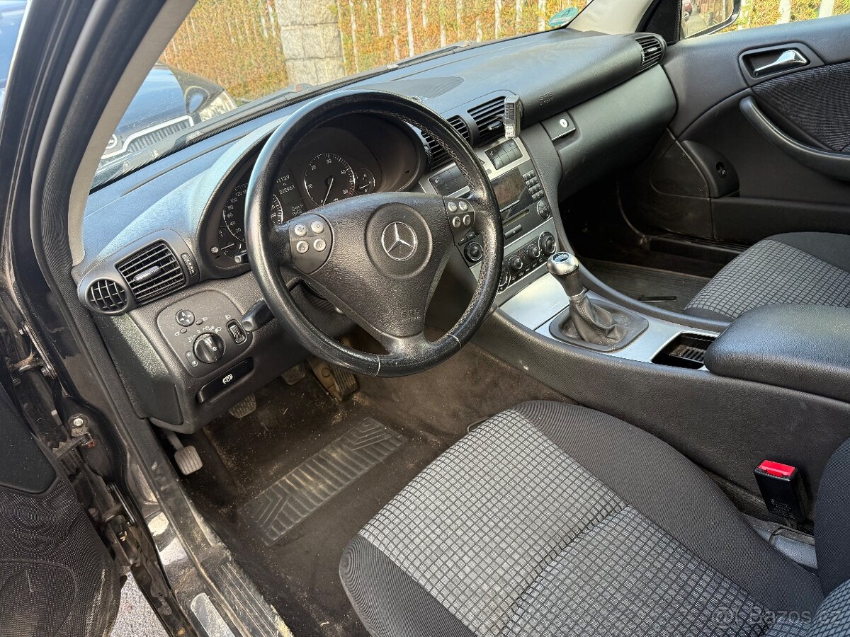 Mercedes-Benz C200 CDI - 6