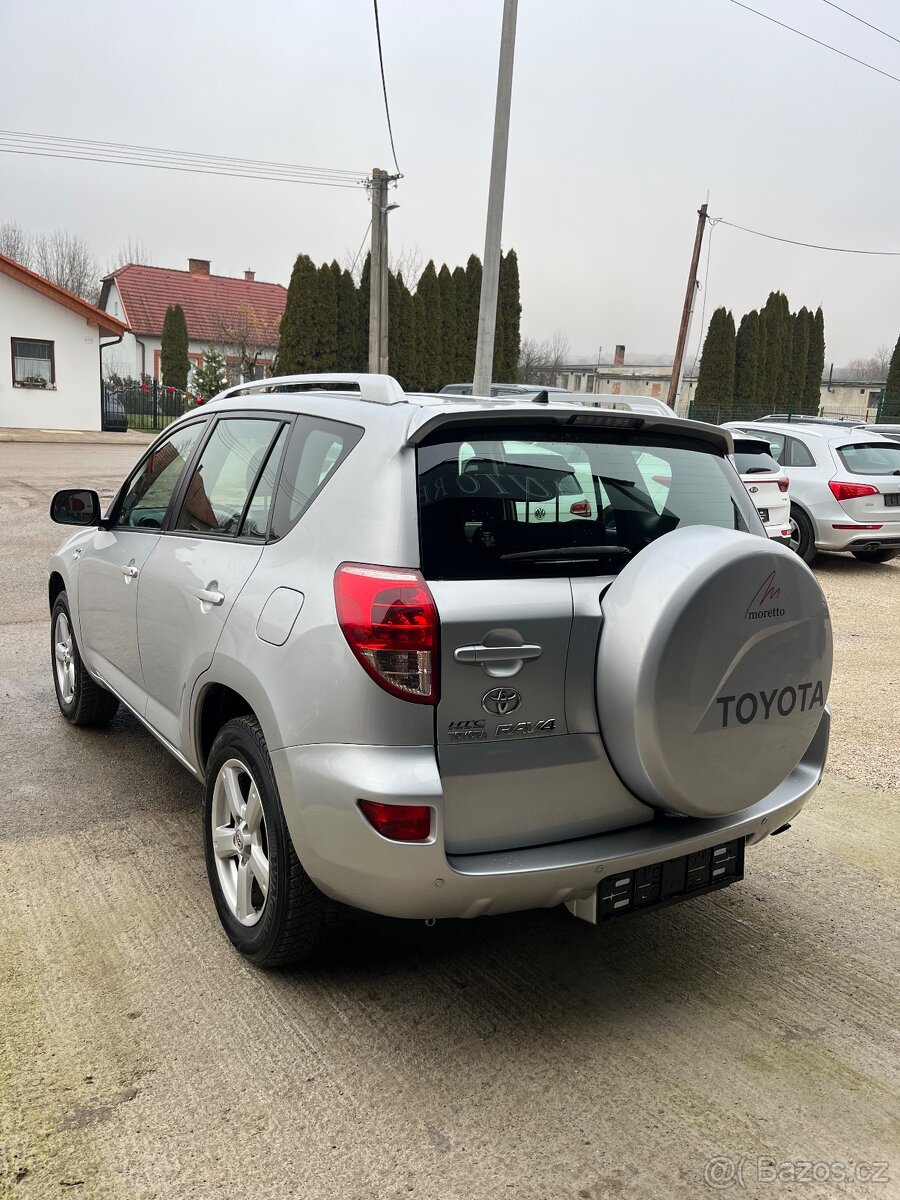 Toyota Rav4 2.2 D-4D 4x4 = Uzávierk, Bez korozie, = - 6