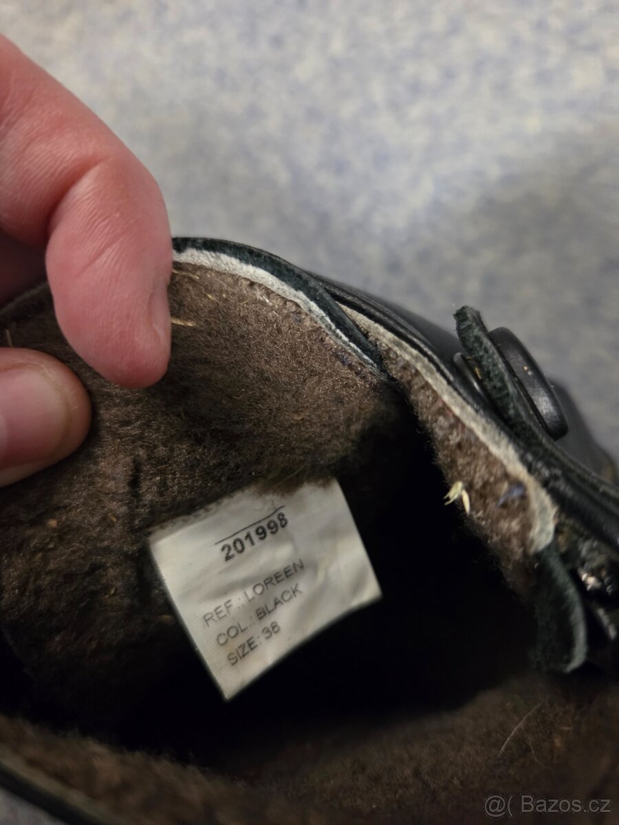 Zimni pérka Cassini - 6