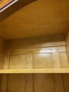 Prodám dvě starožitné skříně z období První republiky - 6