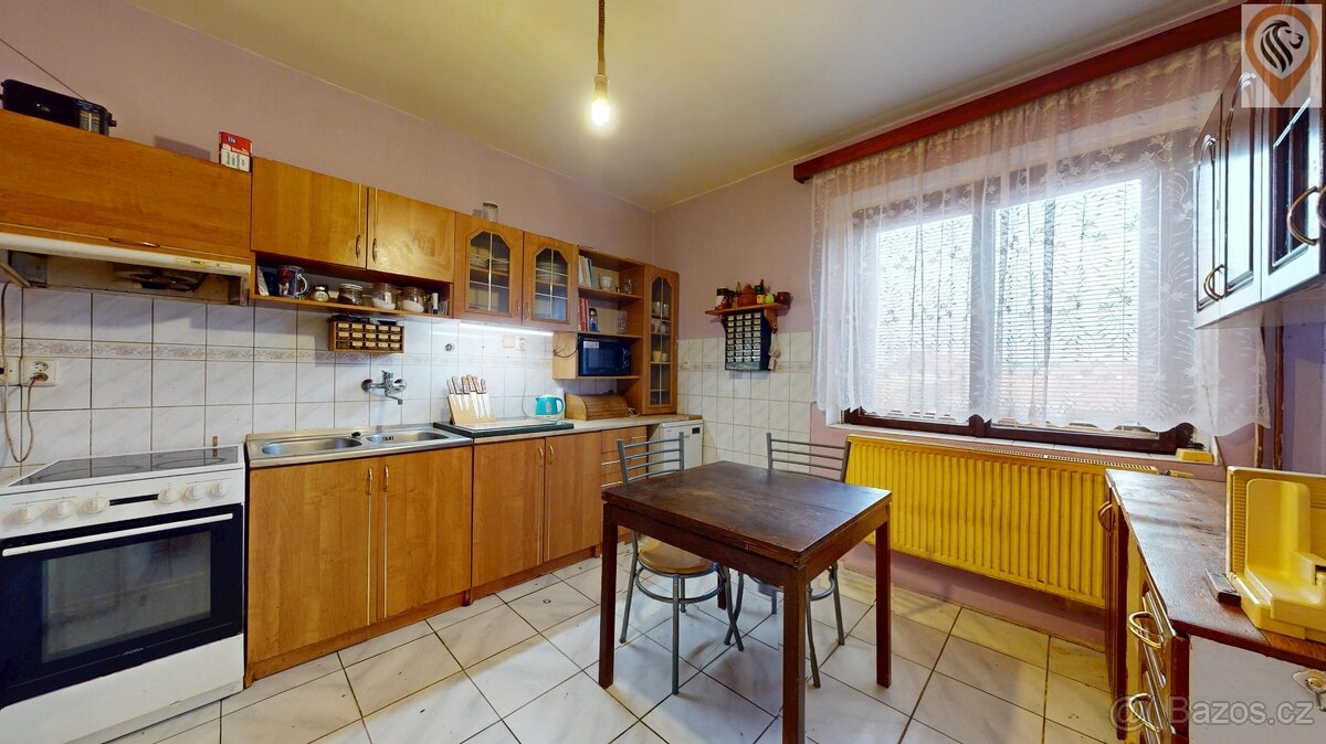 Prostorný rodinný dům v klidné části Rakovníka 4+1, 220 m² - 6