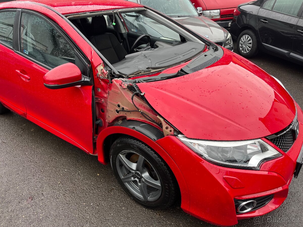 Honda Civic Sport 1.8 i-VTEC, 104 kW, r.v. 2016, 72 tis. km - 6