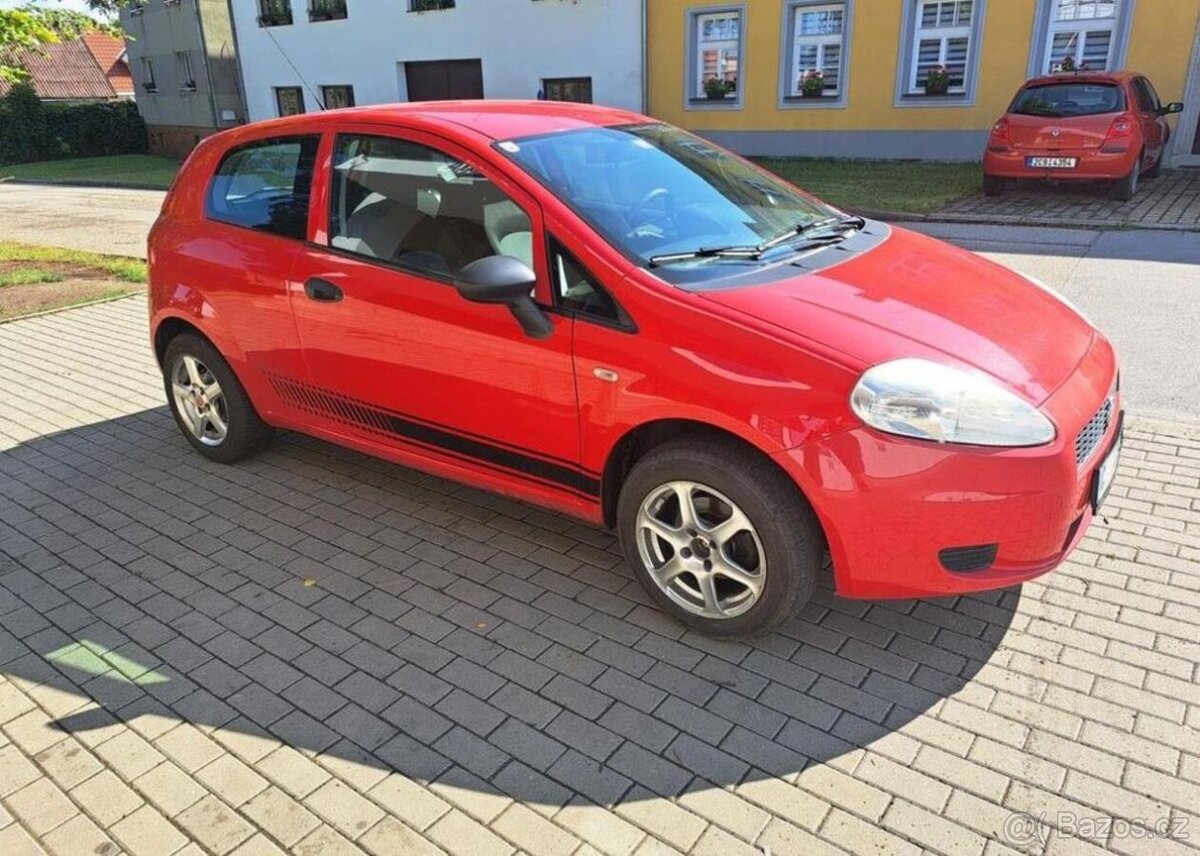 Fiat Grande Punto 1,2 i benzín manuál 51 kw - 6