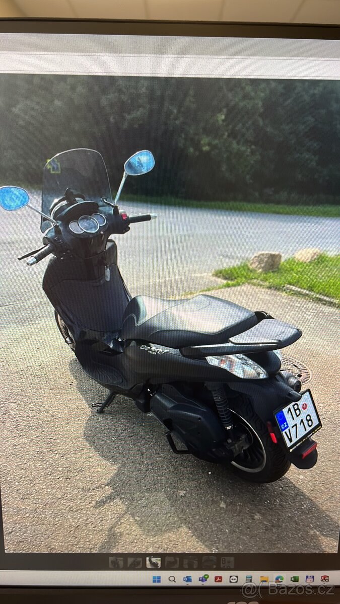 Piaggio Beverly 300 Police - 6