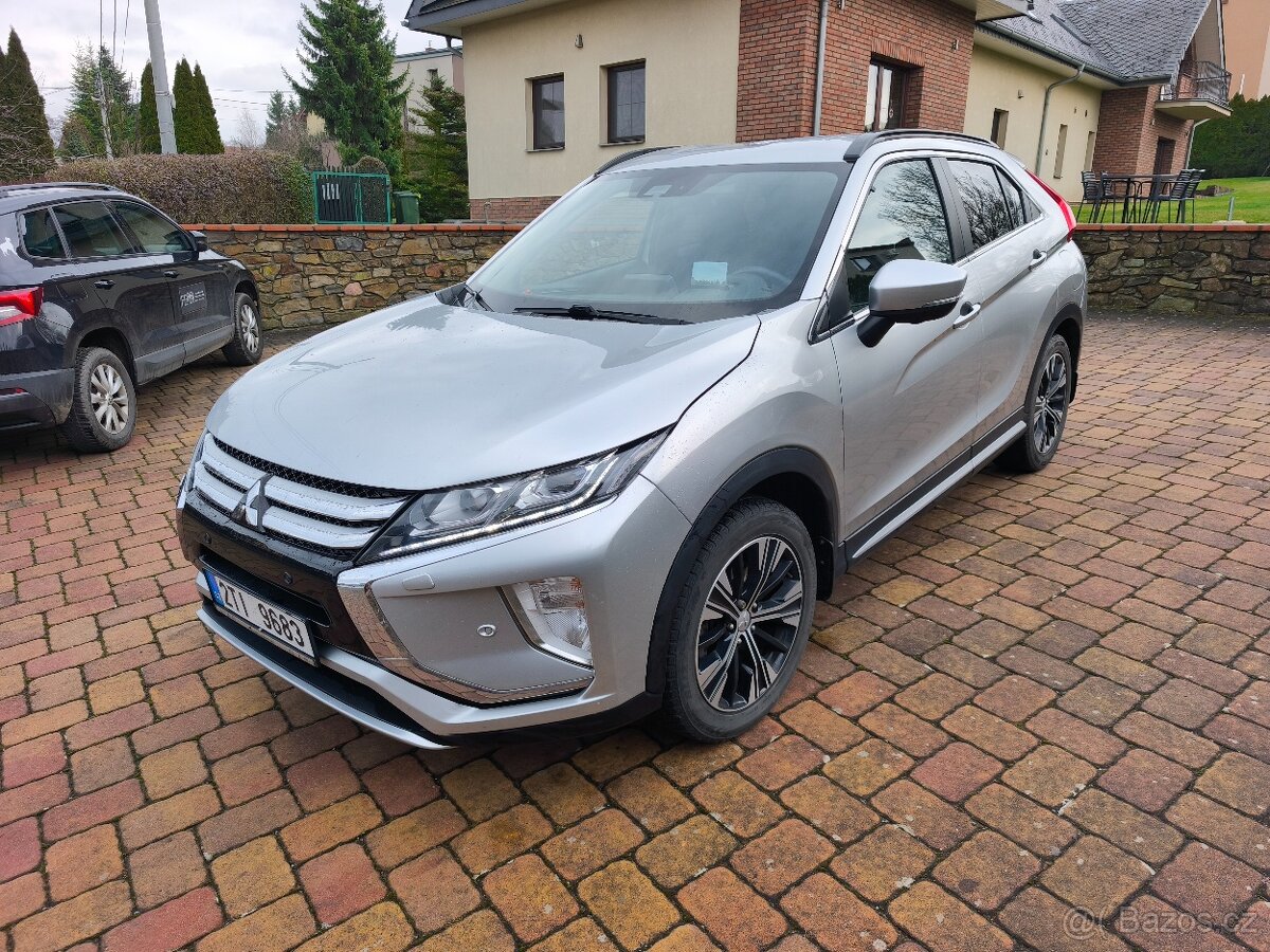 Mitsubishi Eclipse Cross 1.5 120kW 4x4 360° kamery - 6