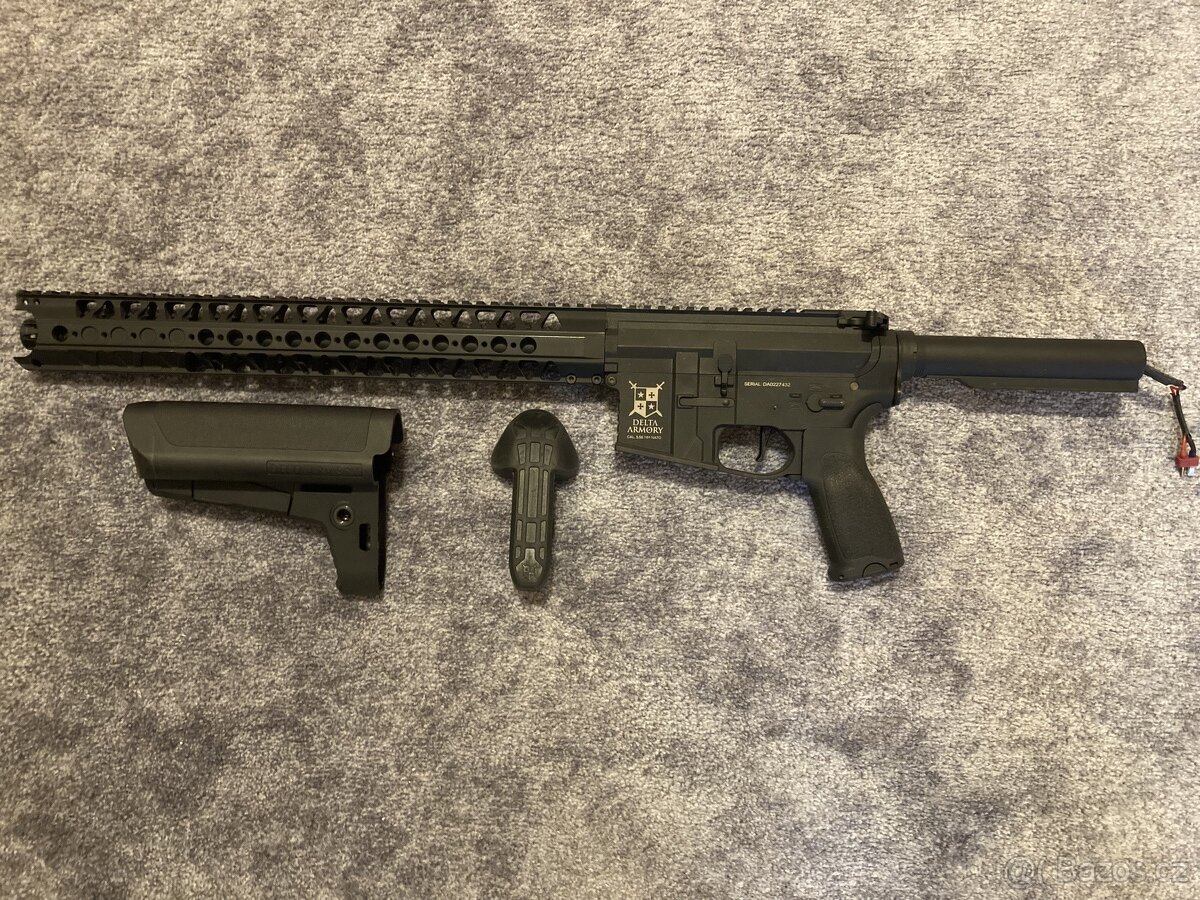 Full Upgrade AR15 Replika - 6