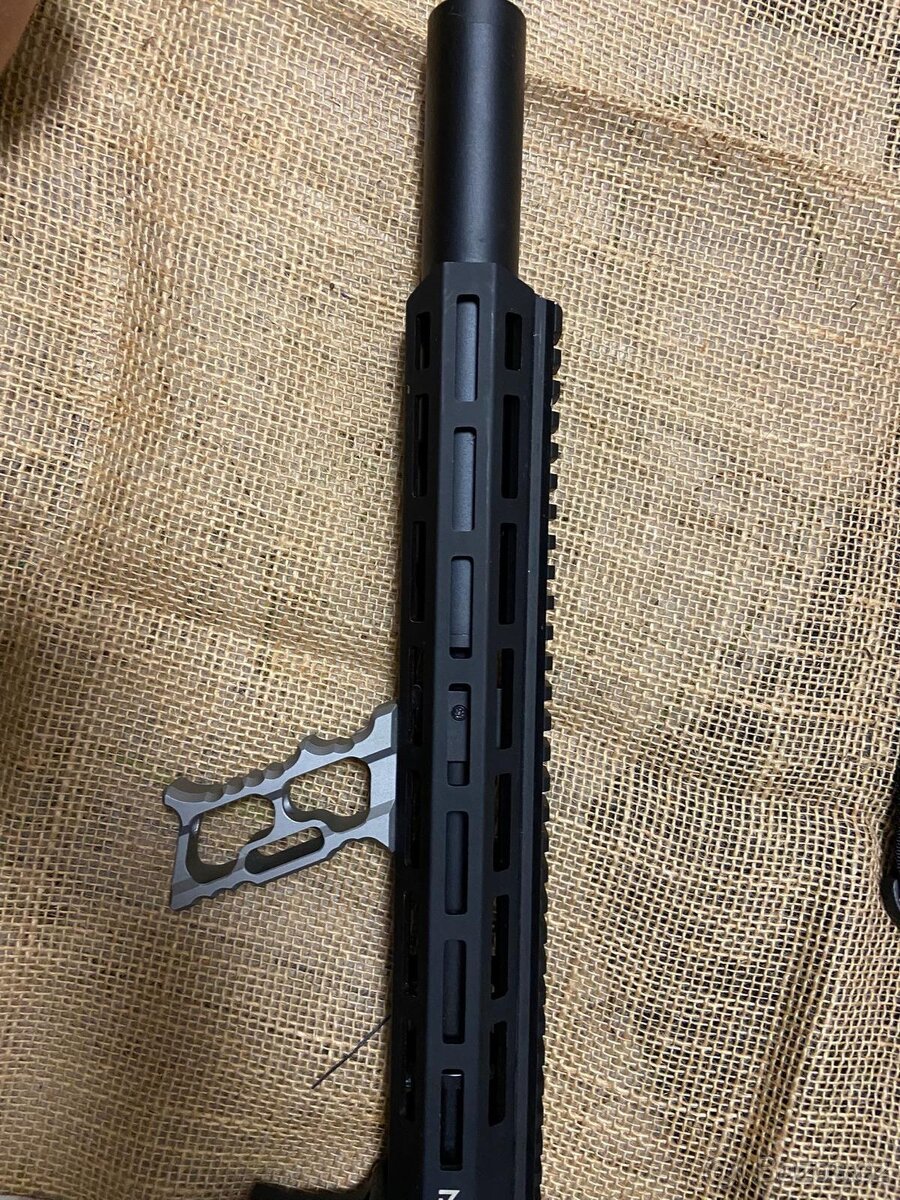 Airsoftová výbava AEG M4 - 6