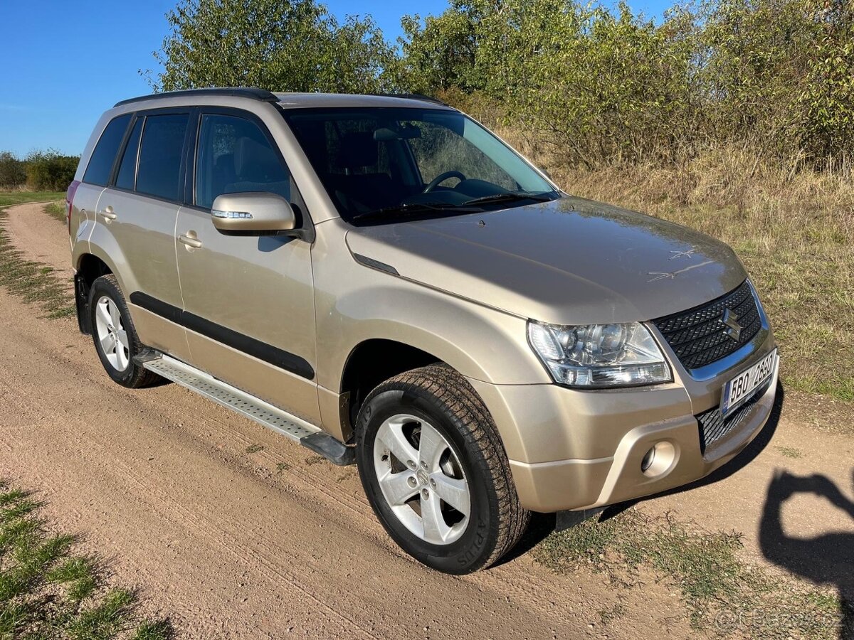 SUZUKI GRAND VITARA II 2.4VVTI 124kw MANUÁL BENZIN TAŽNÉ - 6