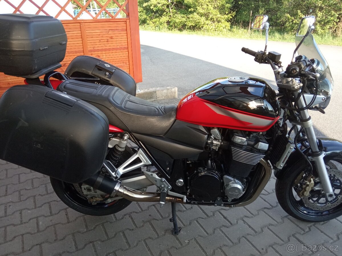 Suzuki GSX 1400 - 6