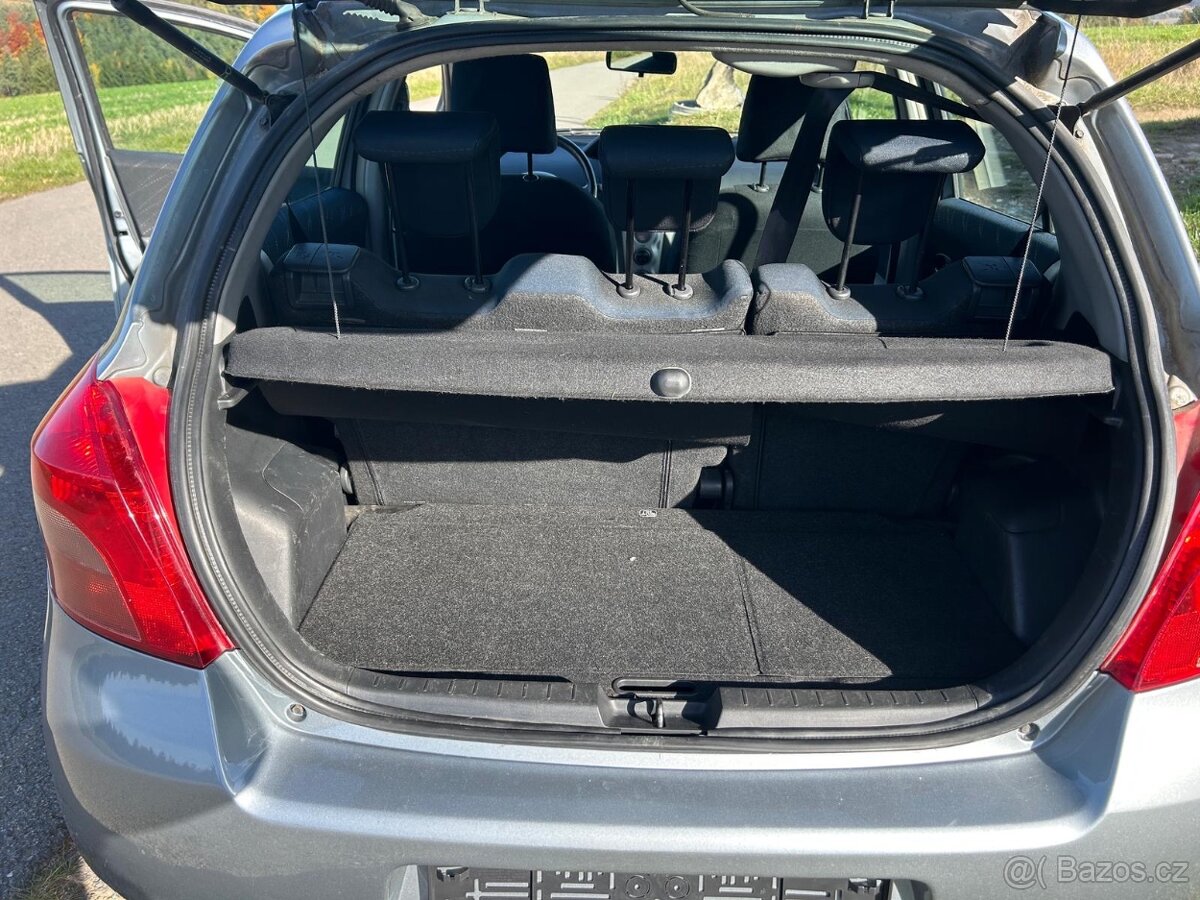 Toyota Yaris 1.4 D-4D 66 KW r.v.2006 automat - 6