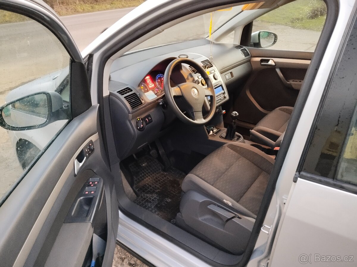 Volkswagen Touran 1.9tdi facelift - 6