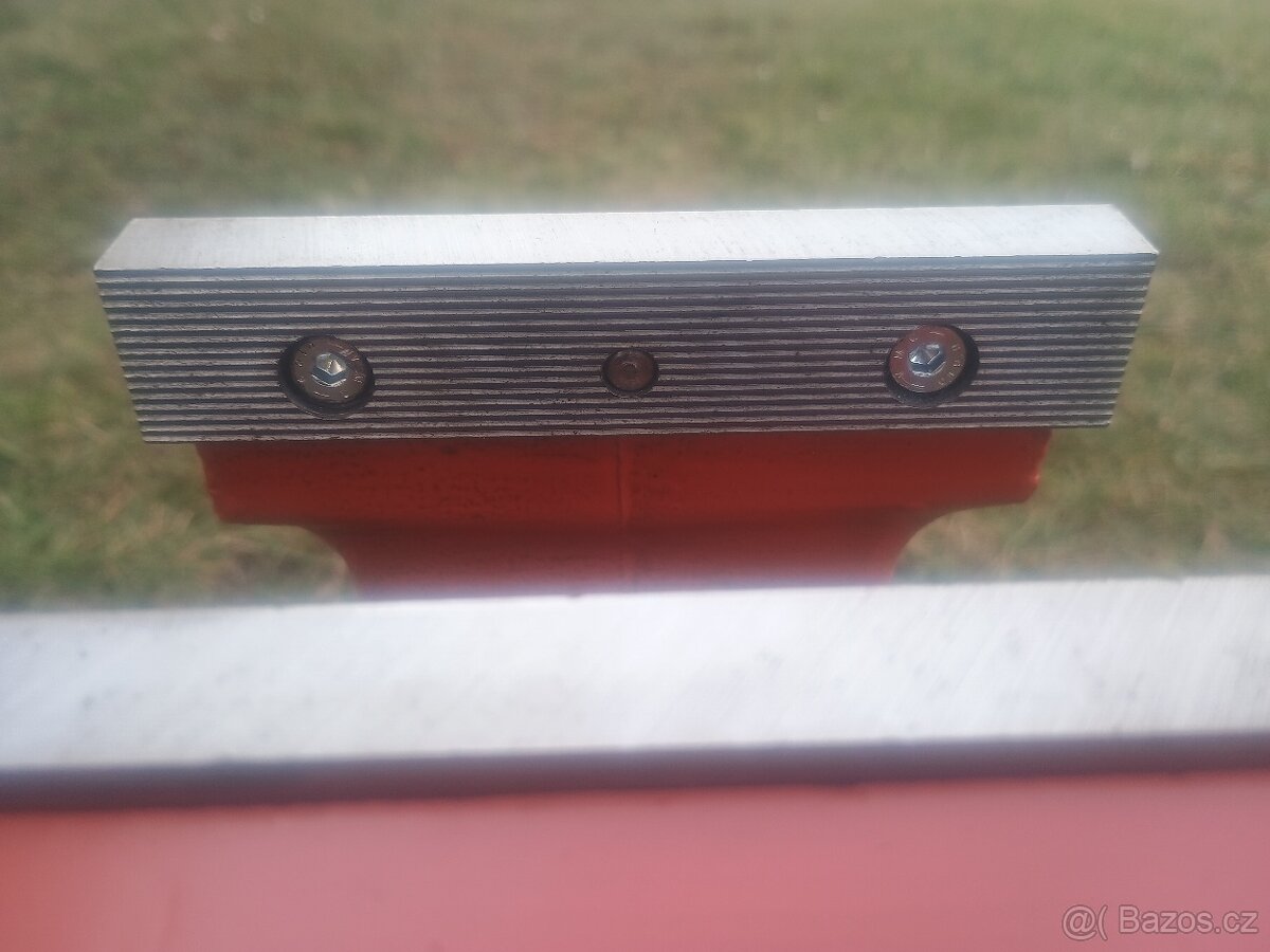 Svěrák York 125 - nové čelisti - 6