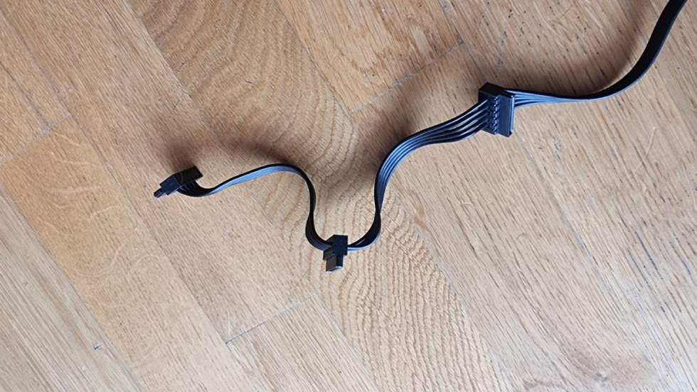 Zdroj Corsair RM650x Gold 650W - 6