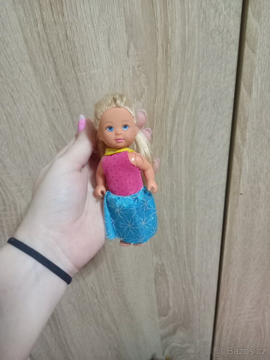 Panenky,auto,kočáry a koník - 6