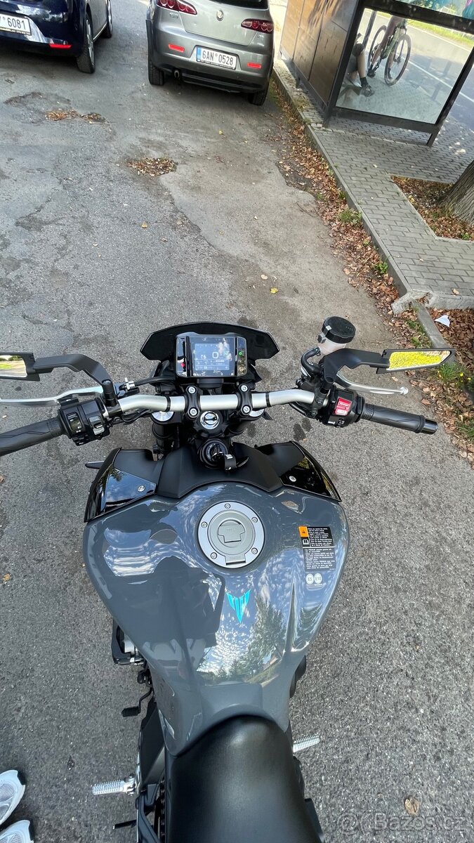 Yamaha MT 09 - 6
