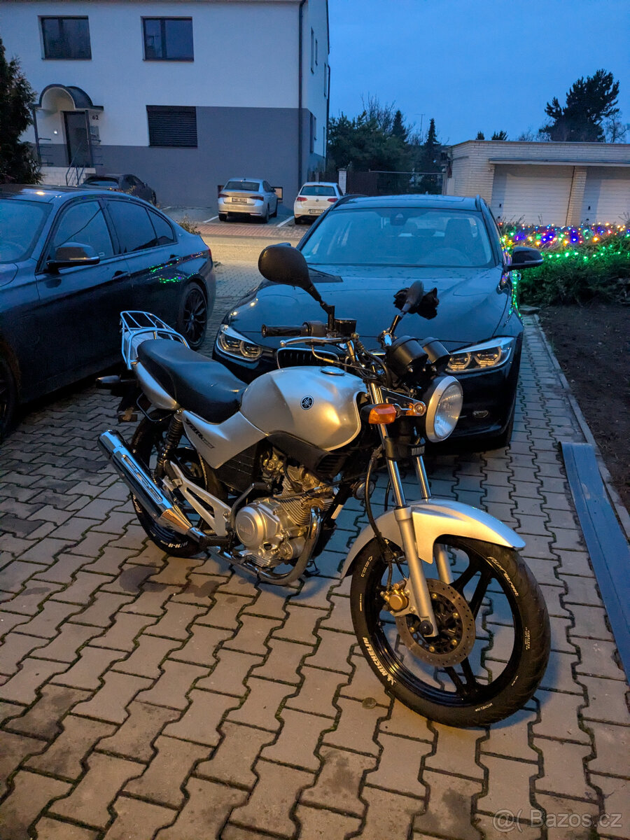Yamaha ybr125 - 6