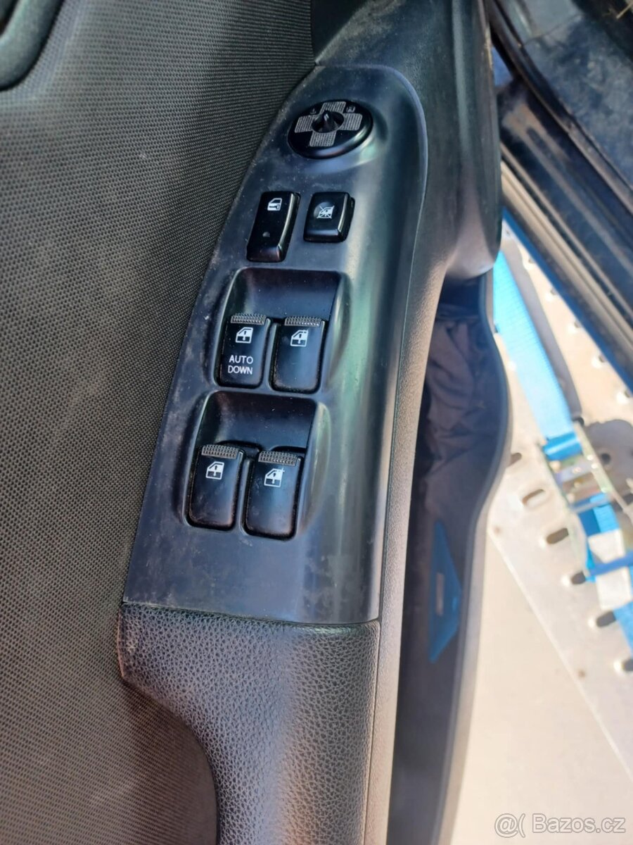 Rozpredám Kia Sportage 2.0 16v 4WD 104kw G4GC - 6