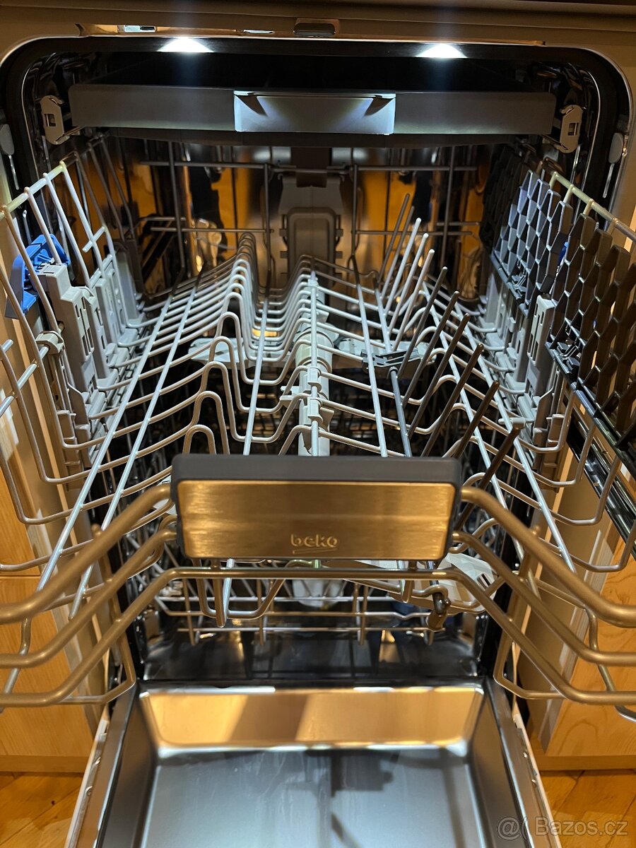 Myčka BEKO b300 - 6