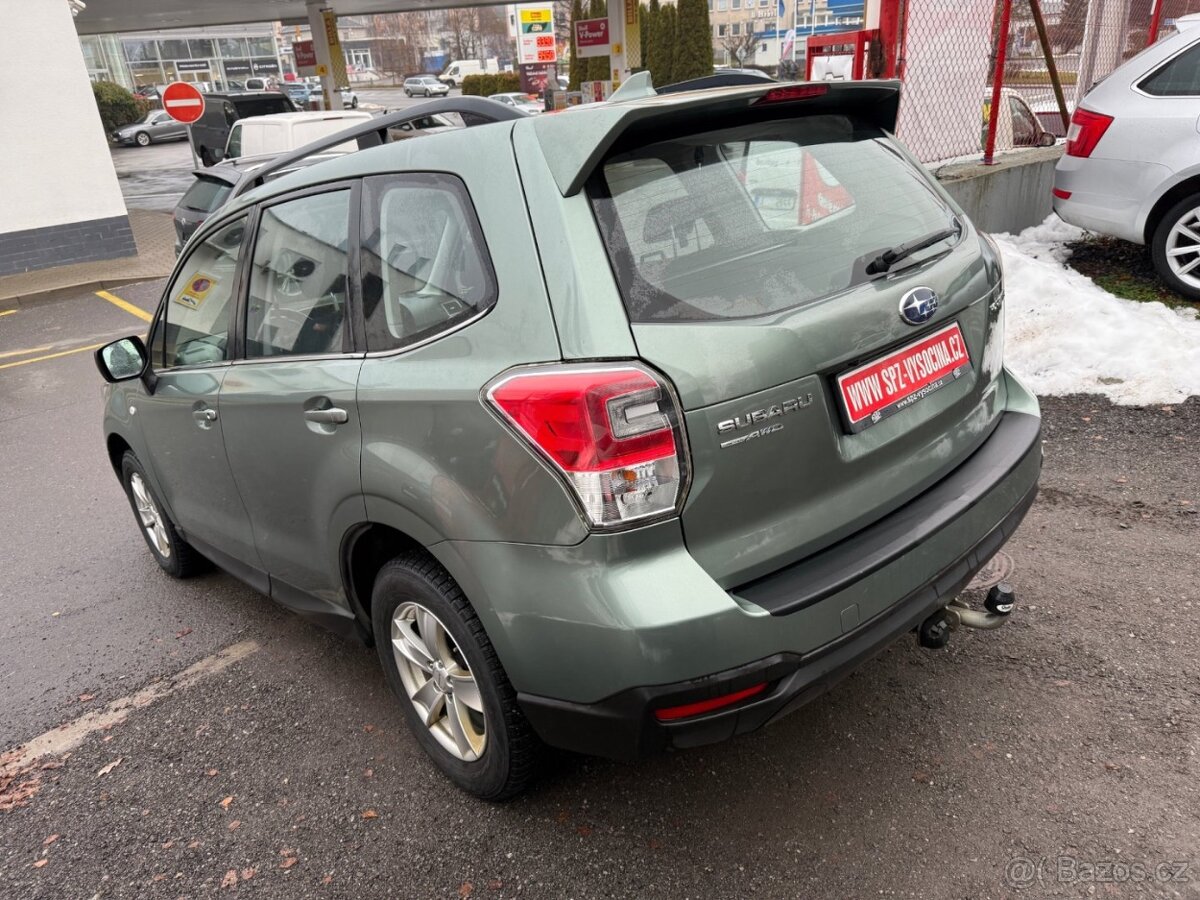 Subaru Forester 2.0i AWD • 4/2017 • 110kw • DPH • 2 sady kol - 6