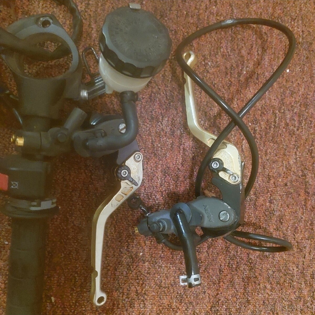 Kawasaki ZZR 1400 - 6