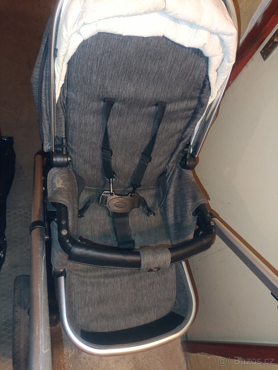 Kočárek moon nuova city - 6