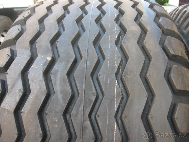 Pneu BKT AW-708...18 PR 400 / 60 -15,5 - 6
