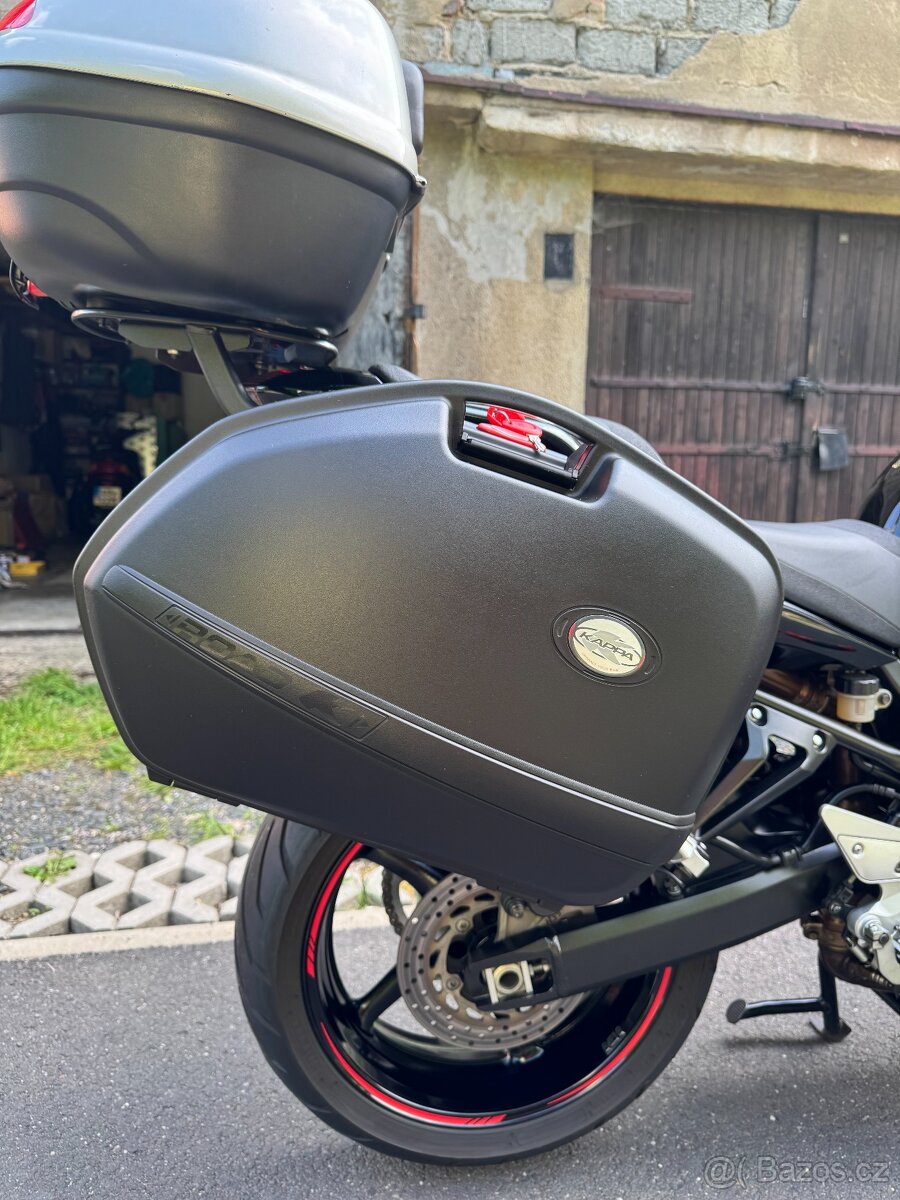 Yamaha FZ6 Fazer - 6