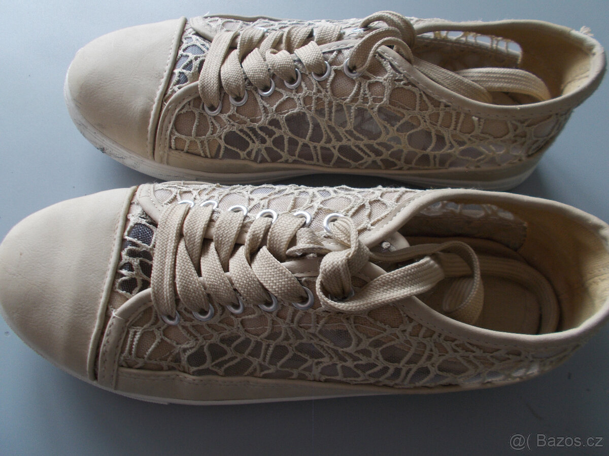 Dámské střevíčky a tenisky - 6