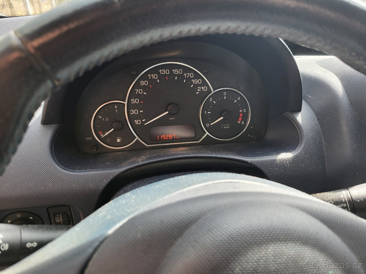 Prodám Peugeot 1007 1,4 HDi - 6