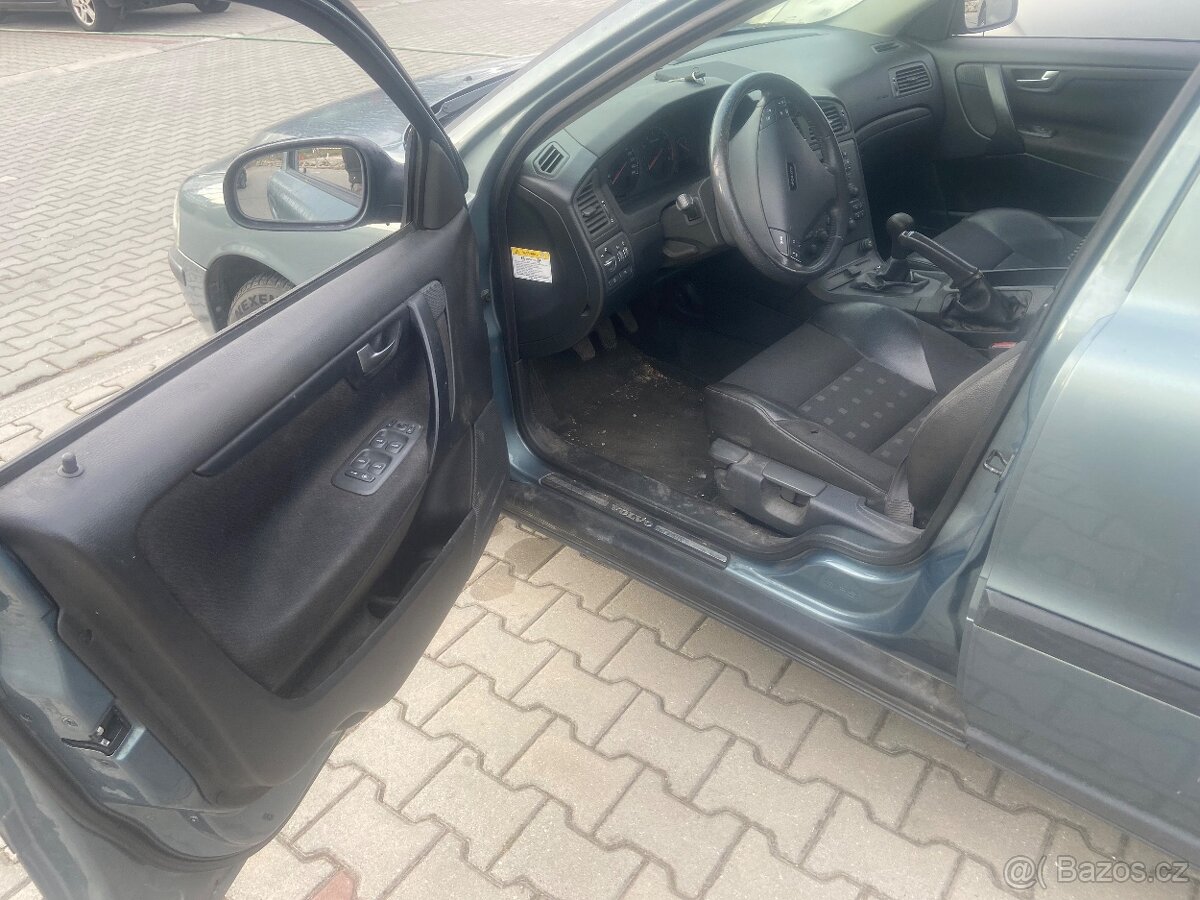 ND Volvo S60 2.4i - 6