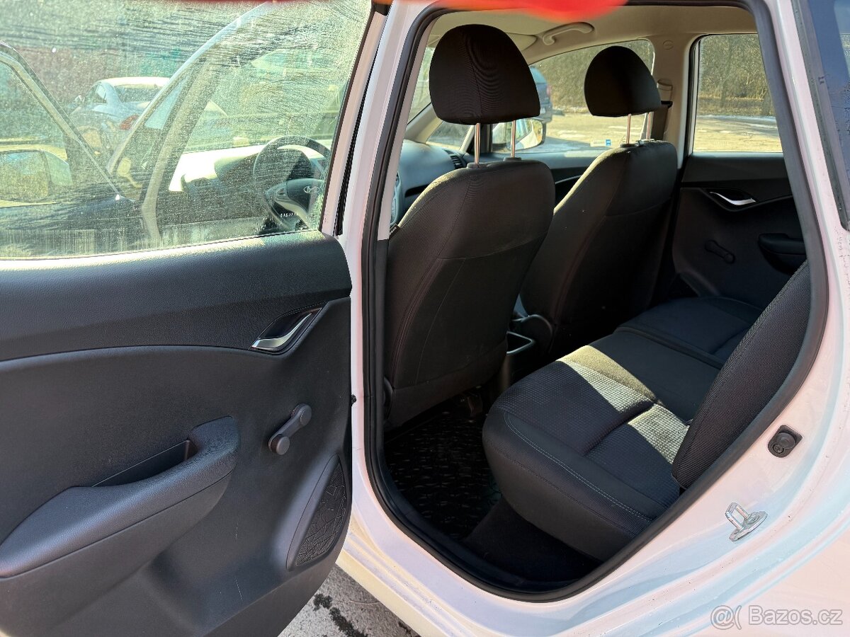 Hyundai IX20, 1.4i 99900km - 6