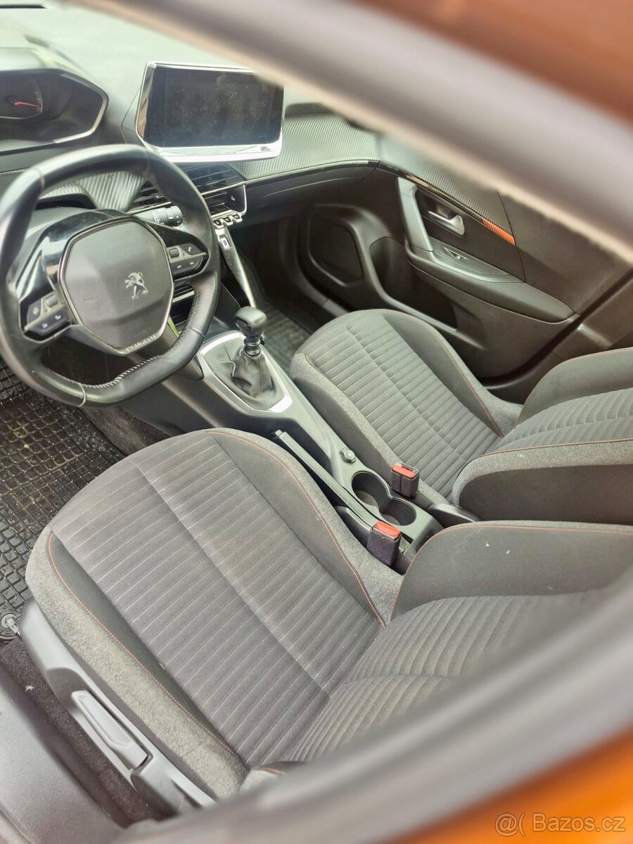 Peugeot 2008 1.2 96 kW Allure - 6