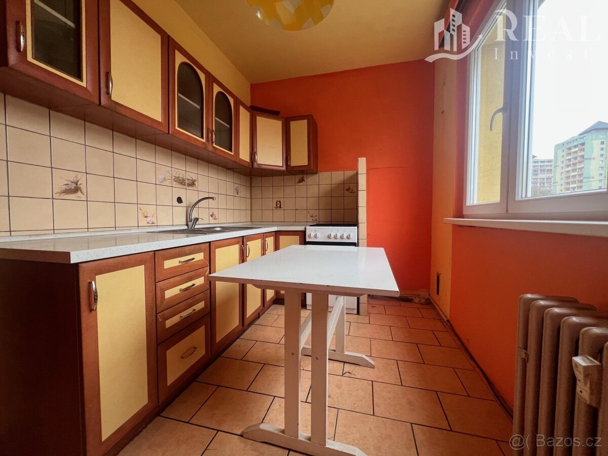 Pronájem, byt 2+1, OV, Most, tř. Budovatelů - 6