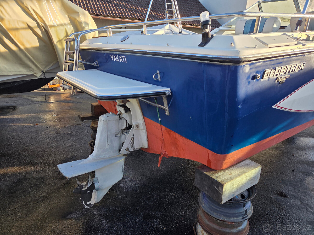 LOD KAJUTOVA GLASTRON SUPER CEENA - 6