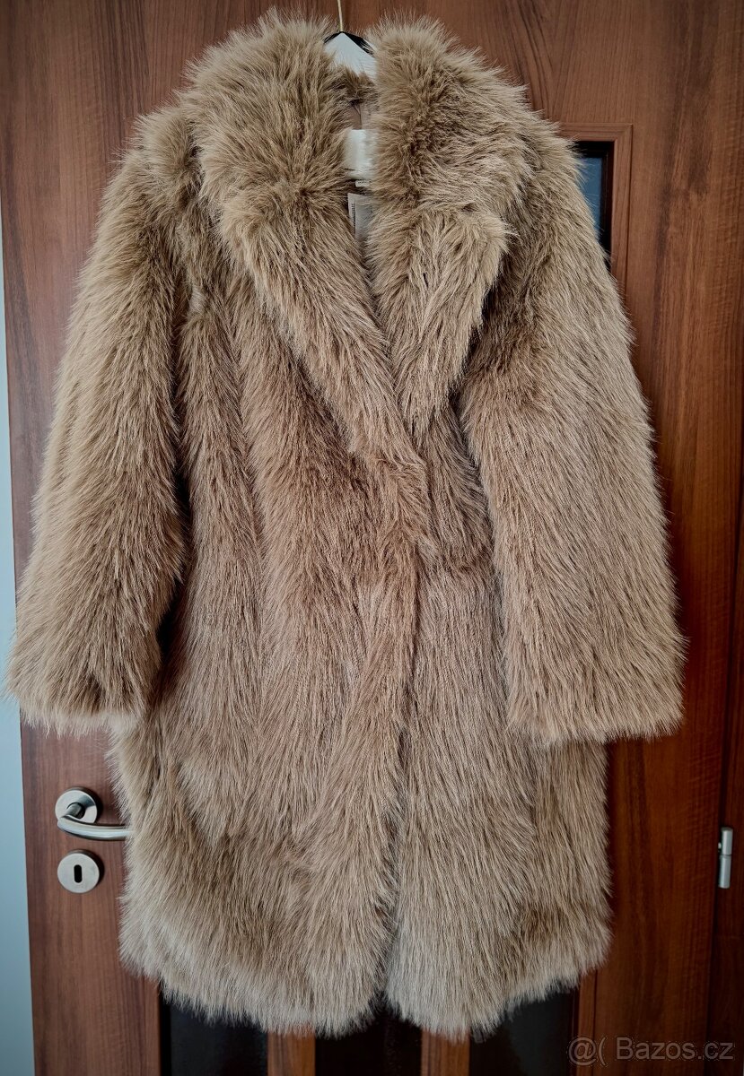 Dámské oblečení vel. S/M - 6