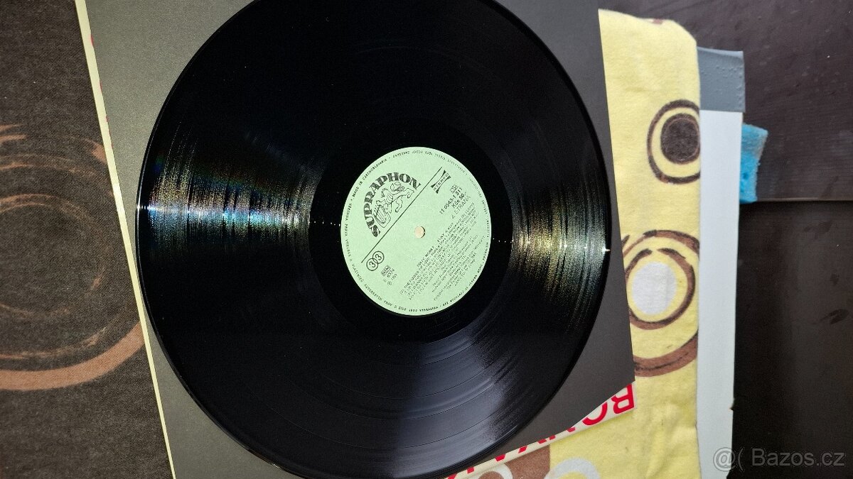 Bony a klid-Dirty money LP - 6