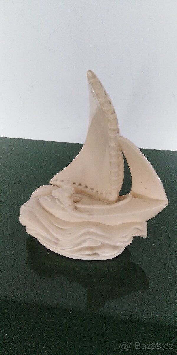 Starozitna keramicka plastika - Jachtar - 6