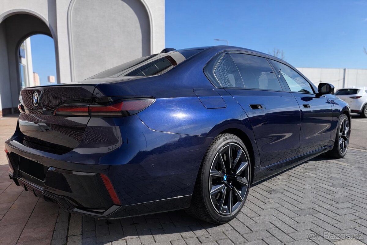 BMW Rad 7 Individual 740d mHEV xDrive V ZÁRUKE - 6