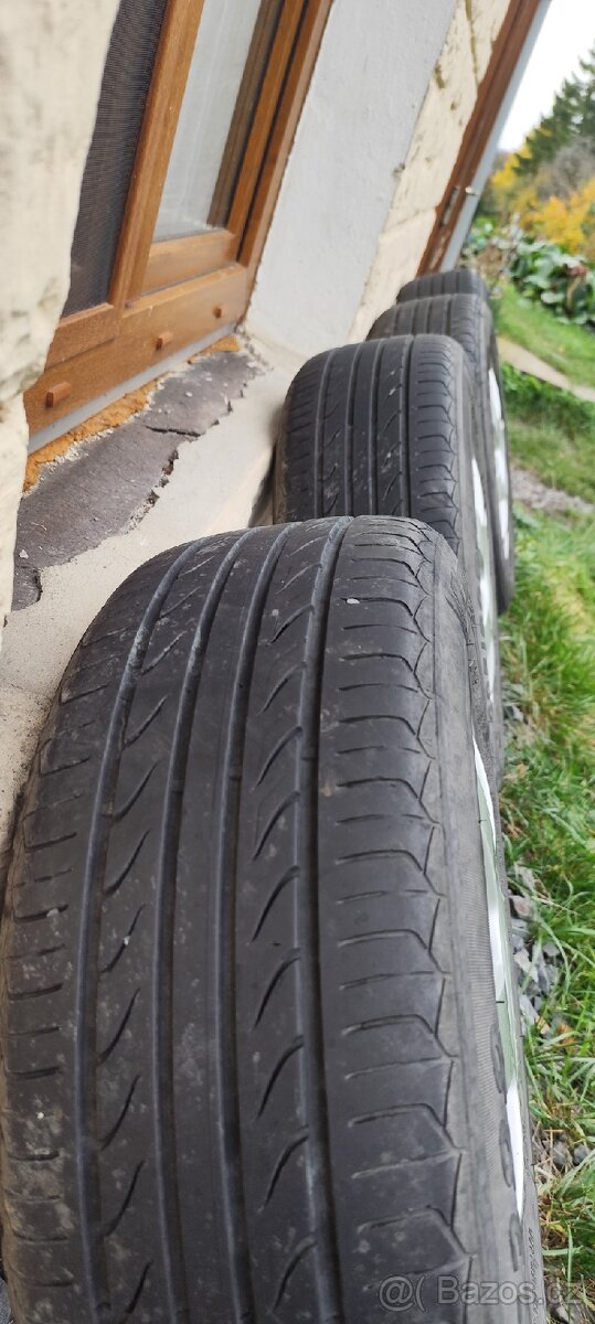 Originál Škoda Alu kola R15 s letními pneu - 6