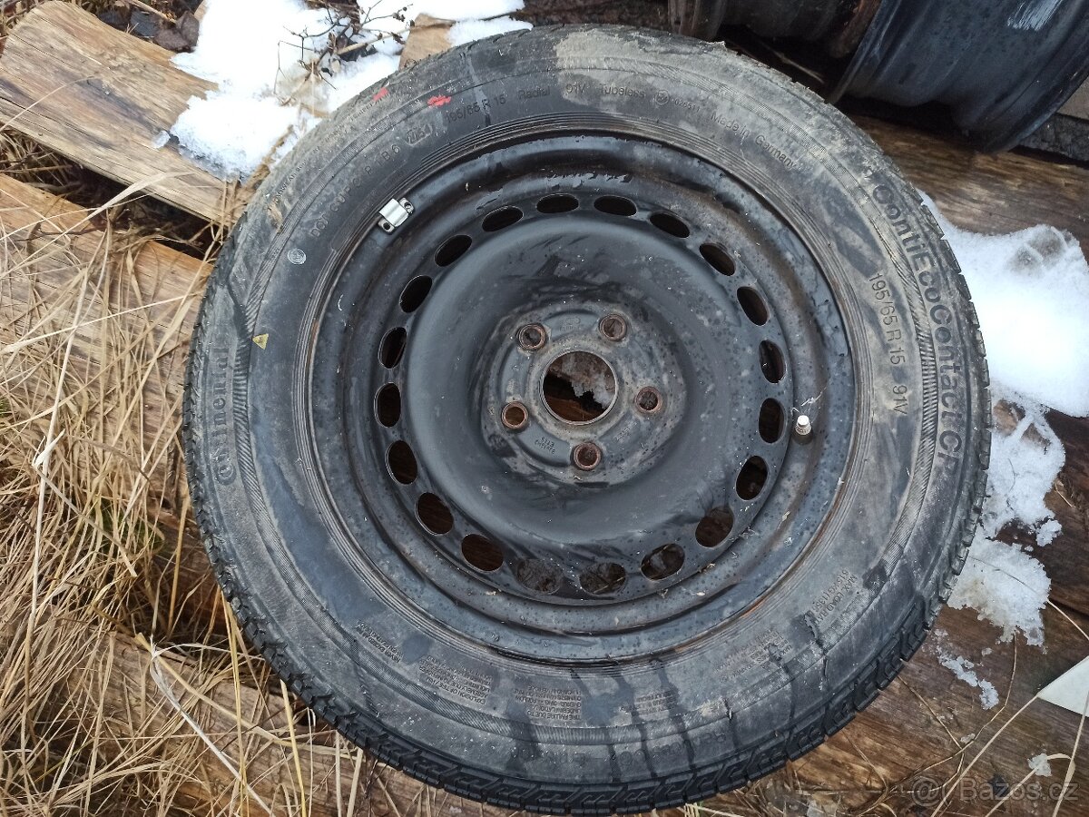 PLECHOVE DISKY ŠKODA S PNEU - 6