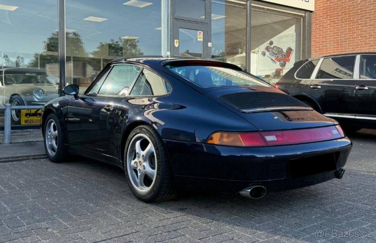 Porsche 911 Carrera (996) z roku 1996 - 6