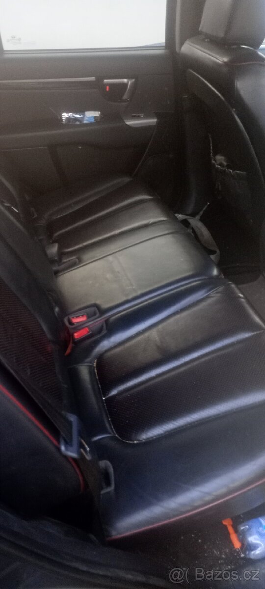 Hyundai Santa Fe 2 - 6